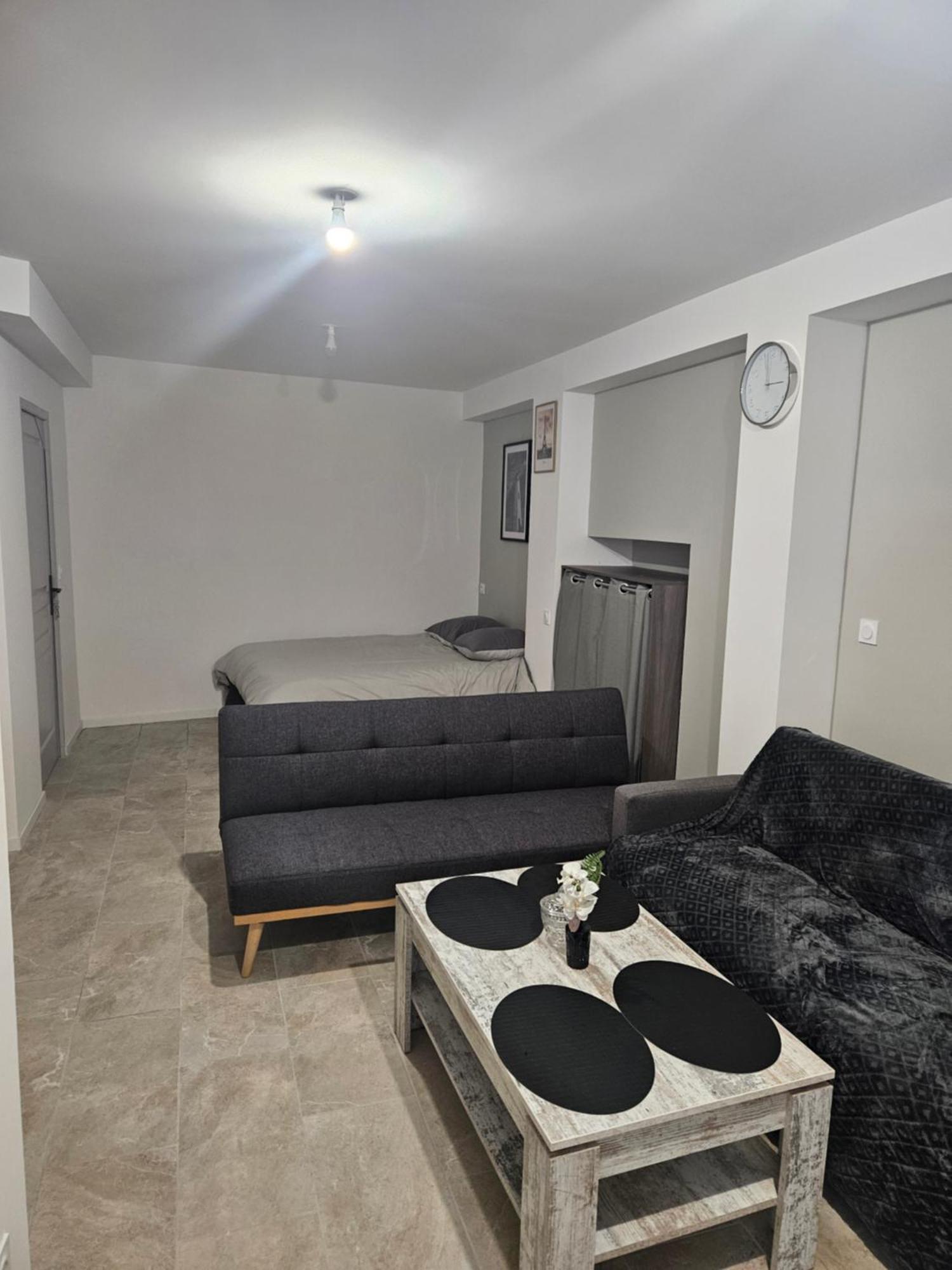 בזייה Appartement Moderne Et Sympa מראה חיצוני תמונה